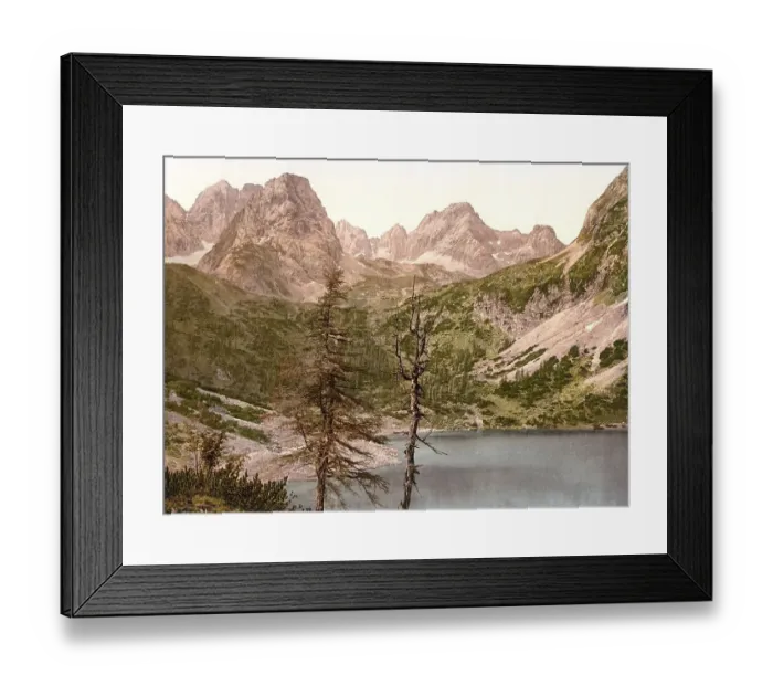 Framed Print : The Seebensee south of Ehrwald in the Mieminger Mountains