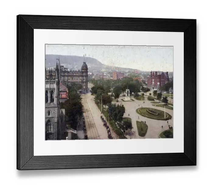 Framed Print : Dominion Square. Montreal, Canada Framed Print : Dominion Square. Montreal, Canada