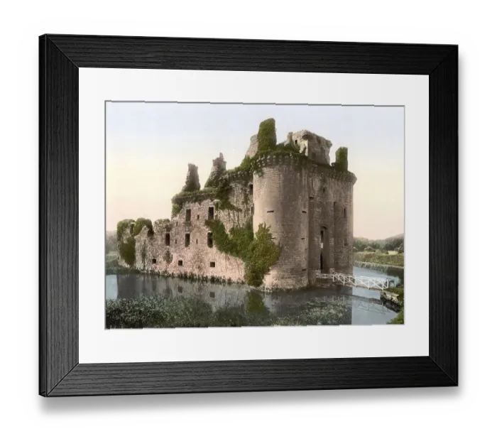Framed Print : Caerlaverock Castle, Dumfries, Scotland Framed Print : Caerlaverock Castle, Dumfries, Scotland