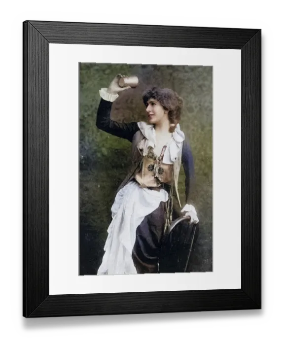 Framed Print : Mrs FR Benson (born Constance Featherstonhaugh - 1860-1945) English actress Framed Print : Mrs FR Benson (born Constance Featherstonhaugh - 1860-1945) English actress