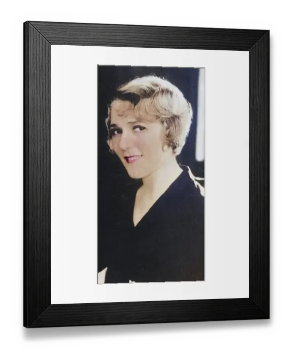 Framed Print : Mary Pickford (born Gladys Mary Smith - 1893-1979) Canadian-born American actress