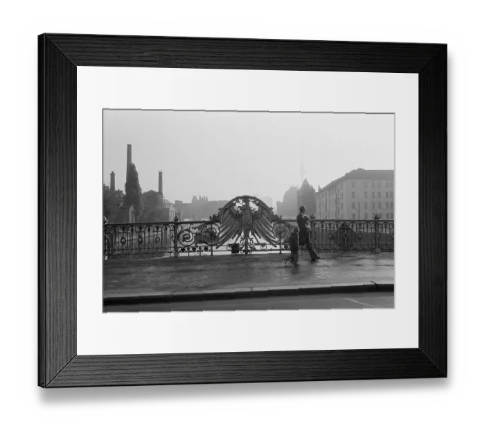 Framed Print : 08.10.1982, Mitte district, East Berlin