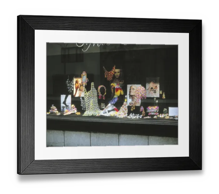 Framed Print : New York in 1966, Manhattan, window of a jewellery shop on 5th Avenue