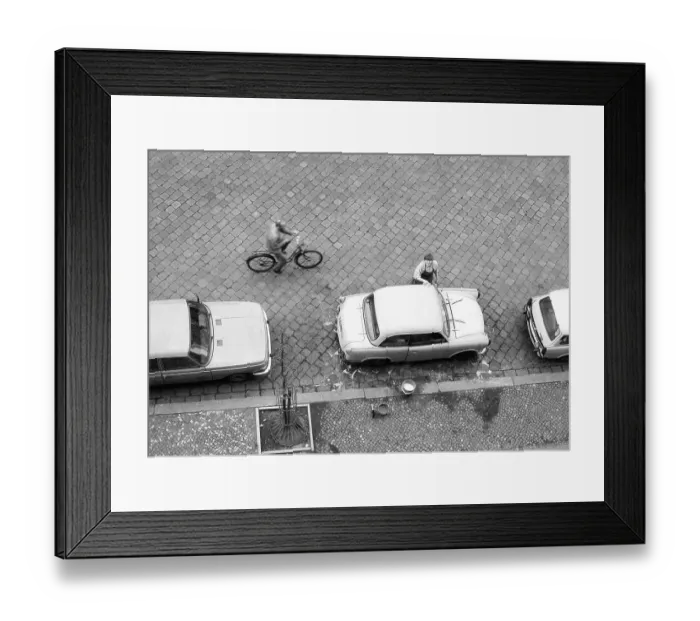 Framed Print : 04.04.1982, GDR, East Berlin, district Prenzlauer Berg, Stargarder Strasse, car wash by hand, a car type Trabant 600, year of construction 1963, is cleaned at the roadside, Copyright: Carsten Milbret kleinespresseteam, Berlin Prenzlauer Berg Framed Print : 04.04.1982, GDR, East Berlin, district Prenzlauer Berg, Stargarder Strasse, car wash by hand, a car type Trabant 600, year of construction 1963, is cleaned at the roadside, Copyright: Carsten Milbret kleinespresseteam, Berlin Prenzlauer Berg