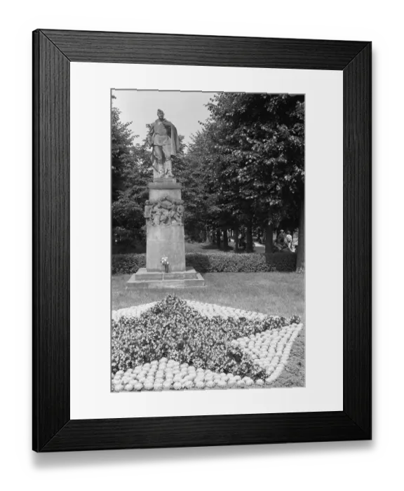 Framed Print : 12.07.1985, CSSR, Karlovy Vary (Carlsbad), Soviet memorial for the fallen Soviet soldiers in World War II, Karlovy Vary