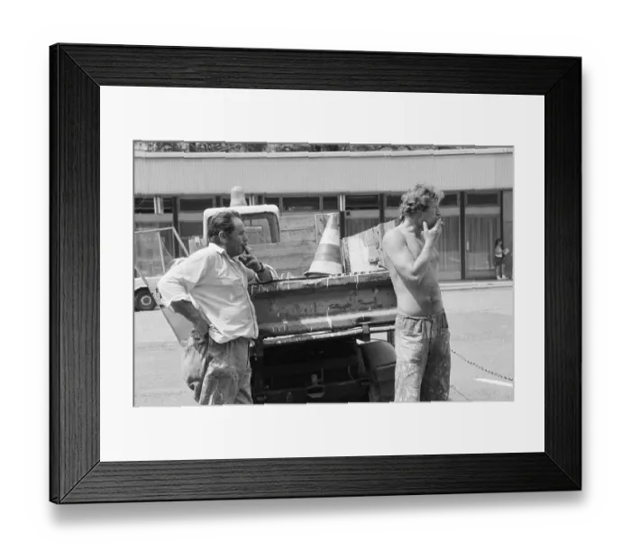 Framed Print : 12.07.1985, CSSR, Karlovy Vary, Street painters take a break Framed Print : 12.07.1985, CSSR, Karlovy Vary, Street painters take a break