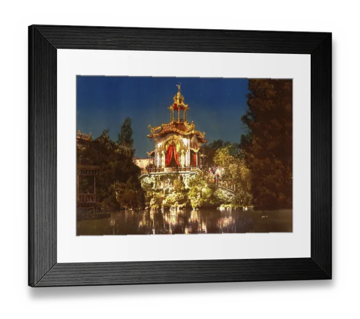 Framed Print : The Lumineux Palace, Universal Exhibition, 1900, Paris, France, Historical, c. 1900, digitally restored reproduction from a 19th century original, Europe