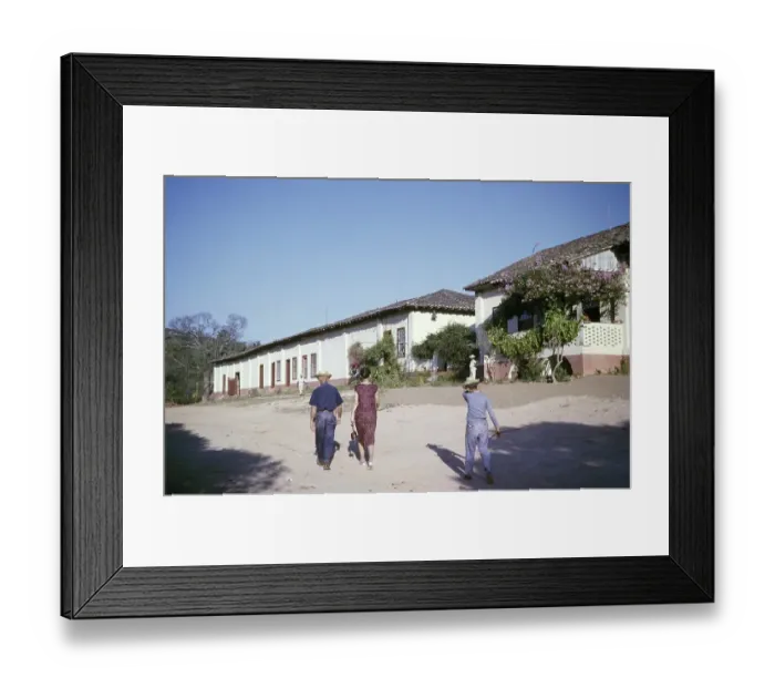 Framed Print : House of a coffee sorter, Fazenda Sant Anna, Campinas, Brazil, South America 1962 Door with visitor, South America Framed Print : House of a coffee sorter, Fazenda Sant Anna, Campinas, Brazil, South America 1962 Door with visitor, South America