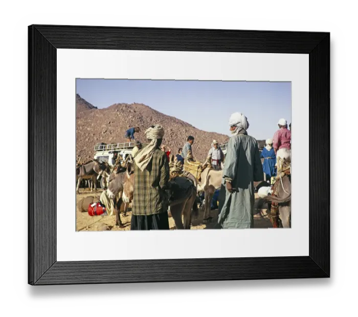 Framed Print : Unloading tourists and baggage, Landrovers of MIntrek Expeditions Ltd, Tassili N'Ajjer National Park, near Djanet, Algeria, north Africa 1973, Africa Framed Print : Unloading tourists and baggage, Landrovers of MIntrek Expeditions Ltd, Tassili N'Ajjer National Park, near Djanet, Algeria, north Africa 1973, Africa