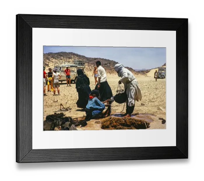 Framed Print : Nomads drawing water from a well, travelling group Minitrek Expeditions, near Djanet, Algeria, North Africa 1973, Africa Framed Print : Nomads drawing water from a well, travelling group Minitrek Expeditions, near Djanet, Algeria, North Africa 1973, Africa