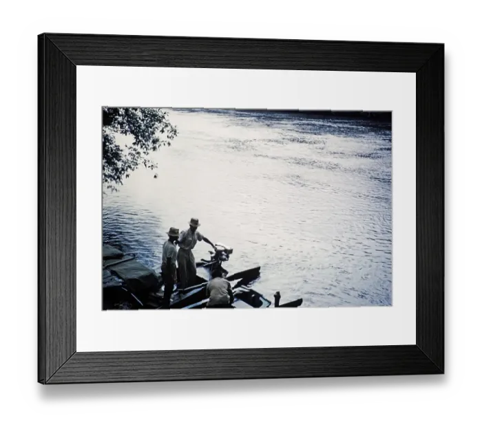 Framed Print : Portage men and boats on the Essequibo River, Guyana, West Indies, South America, 1960 1961, then colony of British Guiana, South America Framed Print : Portage men and boats on the Essequibo River, Guyana, West Indies, South America, 1960 1961, then colony of British Guiana, South America