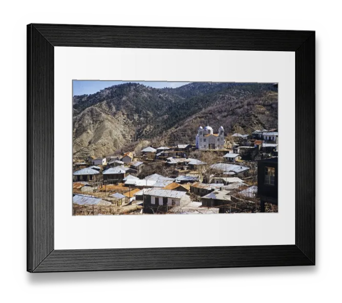 Framed Print : Haeuser des Bergdorfs und Kirche des Heiligen Kreuzes, Gebaeude mit Wellblechdaechern, Pedoulas, Troodos-Gebirge, Zypern 1963