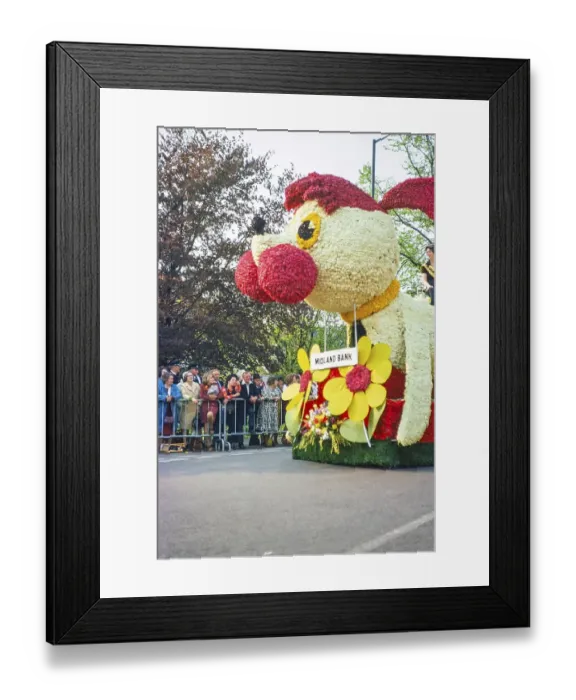 Framed Print : Spalding Blumenkorso, Spalding, Lincolnshire, England, UK Mai 1976 Framed Print : Spalding Blumenkorso, Spalding, Lincolnshire, England, UK Mai 1976