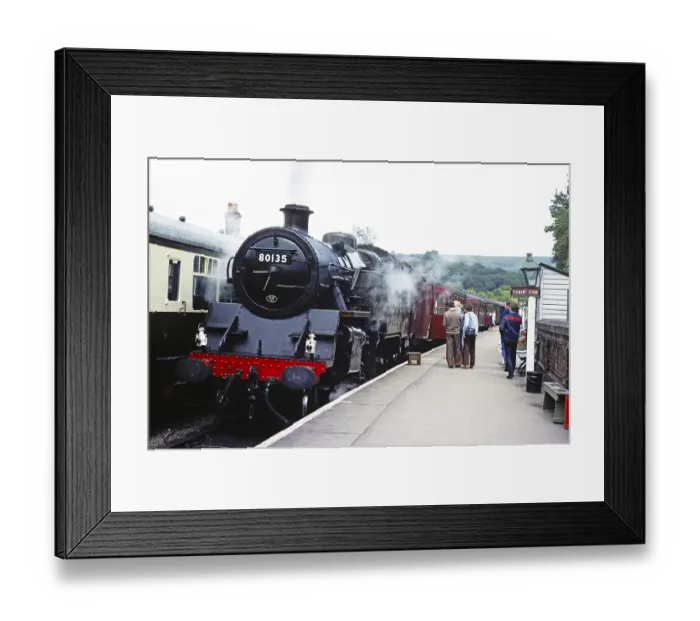 Framed Print : Dampfzug 81035 am Bahnsteig, North Yorkshire Moors Railway, Grosmont, North Yorkshire, England, UK Juni 1980