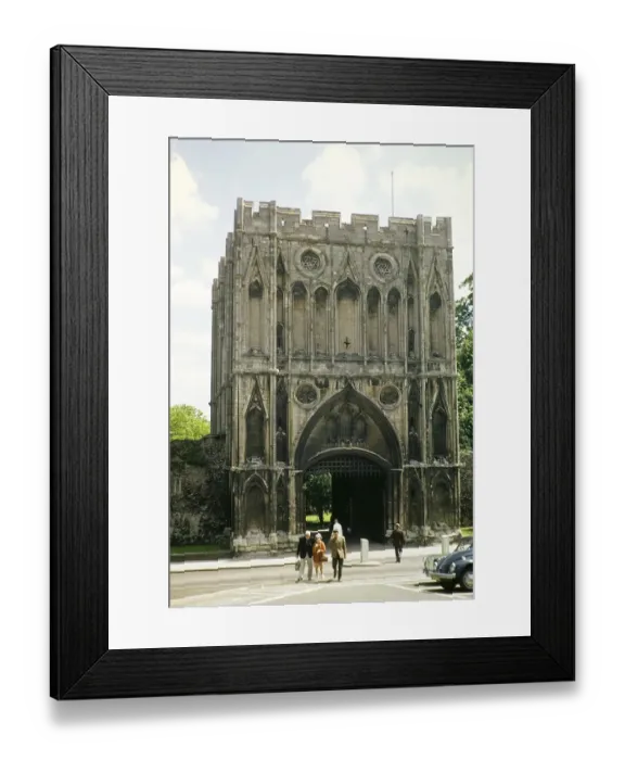 Framed Print : Abbey gatehouse, Bury St Edmunds, Suffolk, England, UK Juli 1972 Framed Print : Abbey gatehouse, Bury St Edmunds, Suffolk, England, UK Juli 1972