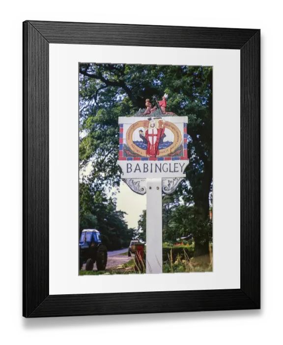 Framed Print : Ortsschild Babingley, Babingley, Norfolk, England, UK Juli 1970