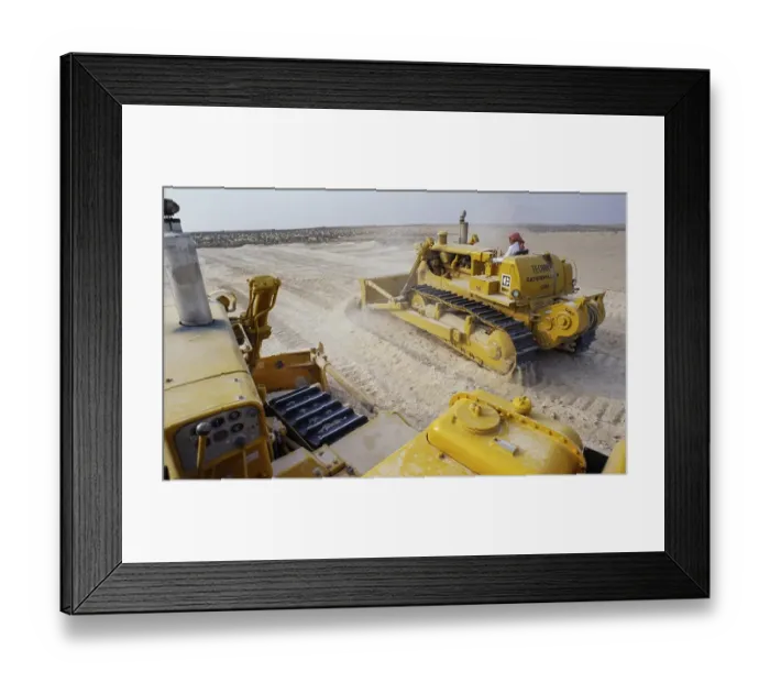 Framed Print : Oil industry in Ras Tanura area, Saudi Arabia, D6H caterpillar bulldozer desert construction 1979, Asia Framed Print : Oil industry in Ras Tanura area, Saudi Arabia, D6H caterpillar bulldozer desert construction 1979, Asia