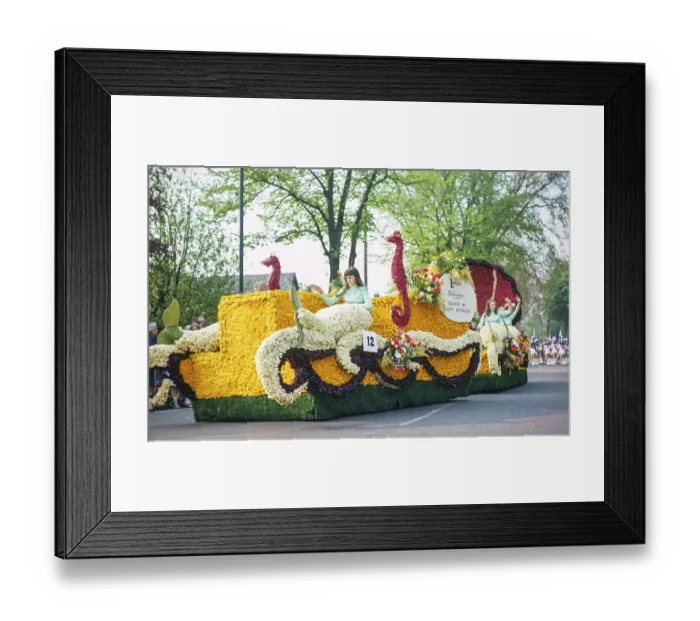 Framed Print : Spalding Blumenkorso, Spalding, Lincolnshire, England, UK Mai 1976 Framed Print : Spalding Blumenkorso, Spalding, Lincolnshire, England, UK Mai 1976