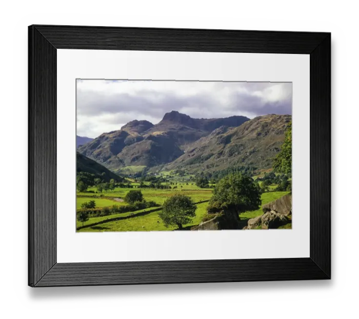 Framed Print : Langdale Pikes, Lake-District-Nationalpark, Cumbria, England, UK September 1973