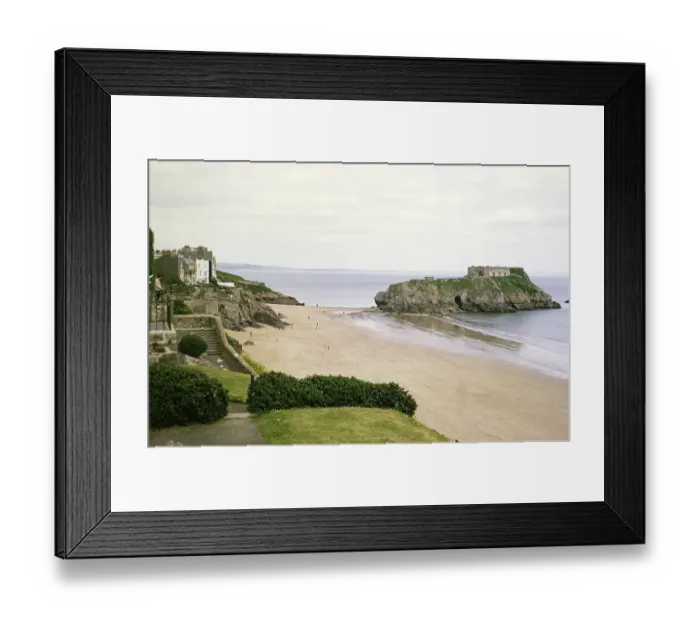Framed Print : St. Catherine's Island, Tenby, Pembrokeshire, Wales, UK Mai 1970 Framed Print : St. Catherine's Island, Tenby, Pembrokeshire, Wales, UK Mai 1970