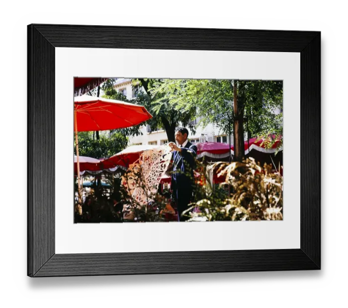 Framed Print : Waiter setting tables in a cafe in Montmartre, Paris, France 1970