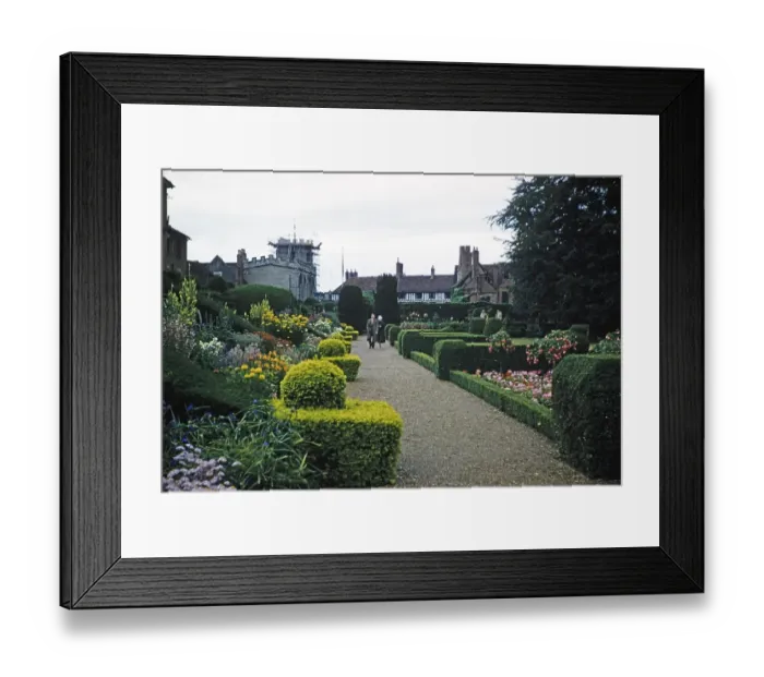 Framed Print : Man and woman walking together in the gardens of New Place, Stratford upon Avon, Warwickshire, England, UK in 1961 Framed Print : Man and woman walking together in the gardens of New Place, Stratford upon Avon, Warwickshire, England, UK in 1961