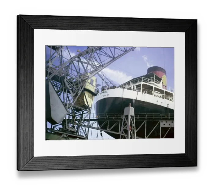 Framed Print : Vivipara, oil tanker, completed in 1957 for Shell Tankers Rotterdam, home ports Gravenhage, 1971