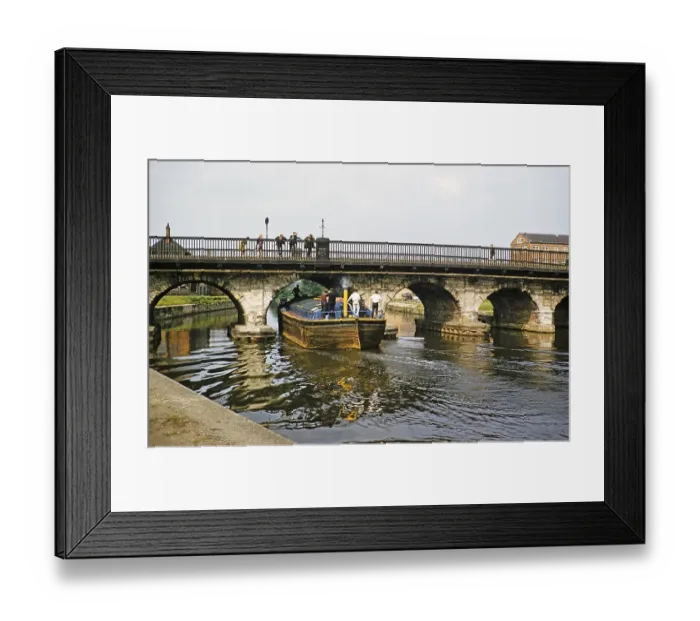 Framed Print : Steam barge passing under the Trent Bridge on the River Trent, Newark on Trent, Nottinghamshire, England, United Kingdom, early 1960s, Europe Framed Print : Steam barge passing under the Trent Bridge on the River Trent, Newark on Trent, Nottinghamshire, England, United Kingdom, early 1960s, Europe