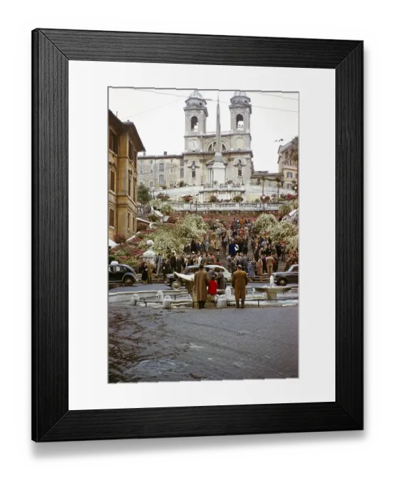 Framed Print : Strollers on the Spanish Steps, Rome, Italy 1957 Framed Print : Strollers on the Spanish Steps, Rome, Italy 1957