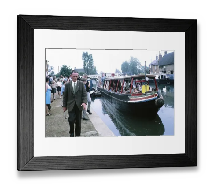 Framed Print : Grand Union Canal, Stoke Bruerne, Northamptonshire, England, UK 1971