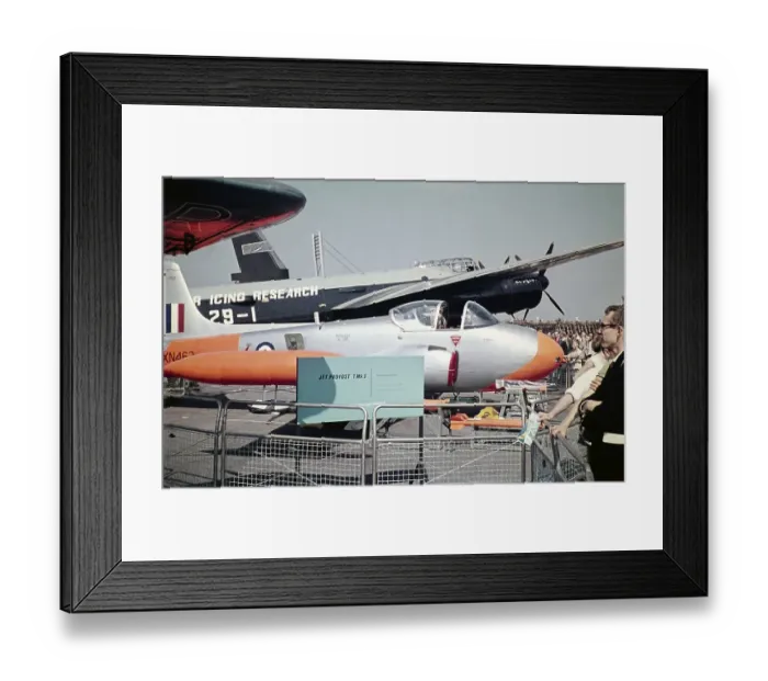 Framed Print : Provost T Mk 3 jet trainer aircraft, Farnborough airshow, Hampshire, England, UK September 1960