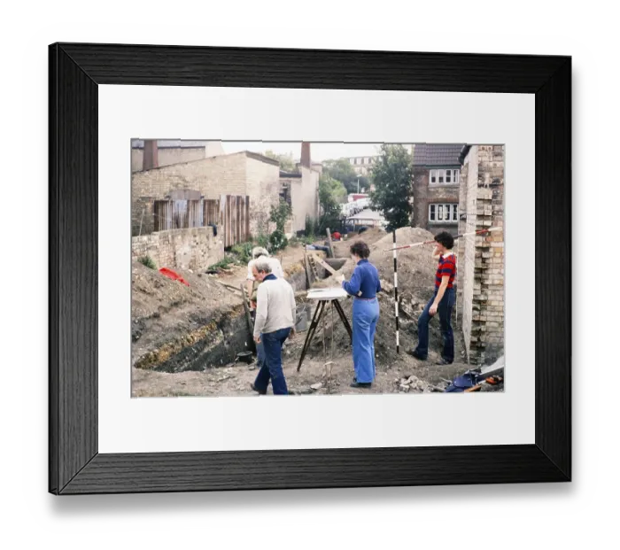 Framed Print : Archaeological excavation of a Roman site at Cambridge University, Cambridge, Cambridgeshire, England, UK D & A 1978 Framed Print : Archaeological excavation of a Roman site at Cambridge University, Cambridge, Cambridgeshire, England, UK D & A 1978