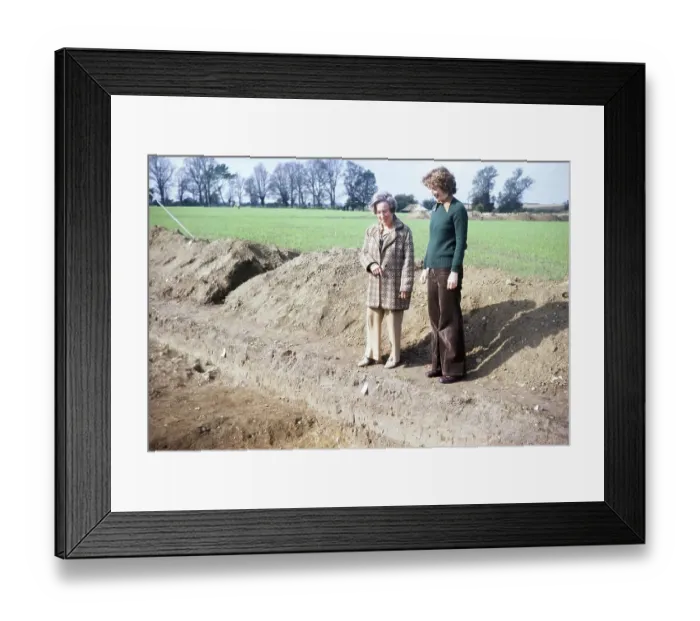 Framed Print : Archaeological excavation of a Neolithic causewayed enclosure, Great Wilbrahim, Cambridgeshire, England, UK 1976 entitled Bab and Cristobel