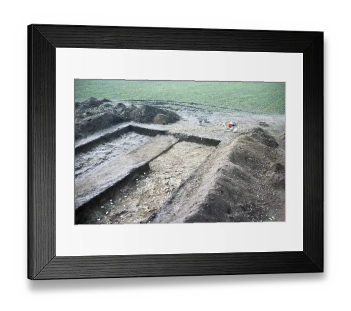 Framed Print : Archaeological excavation of a Neolithic causewayed enclosure, Great Wilbrahim, Cambridgeshire, England, UK 1976 Framed Print : Archaeological excavation of a Neolithic causewayed enclosure, Great Wilbrahim, Cambridgeshire, England, UK 1976