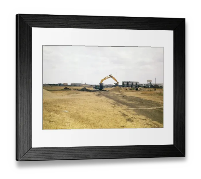 Framed Print : Mechanical excavation machinery, Cambridge University archaeological site called Great Shelford, Cambridgeshire, England, UK 1976 Framed Print : Mechanical excavation machinery, Cambridge University archaeological site called Great Shelford, Cambridgeshire, England, UK 1976