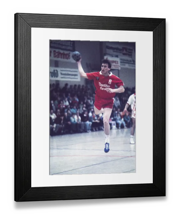 Framed Print : Valeri Gopin (red), handball, European Champion Clubs Cup, TUSEM Essen (white), SKA Minsk Belarus, 28 April 1990, Germany, Europe Framed Print : Valeri Gopin (red), handball, European Champion Clubs Cup, TUSEM Essen (white), SKA Minsk Belarus, 28 April 1990, Germany, Europe