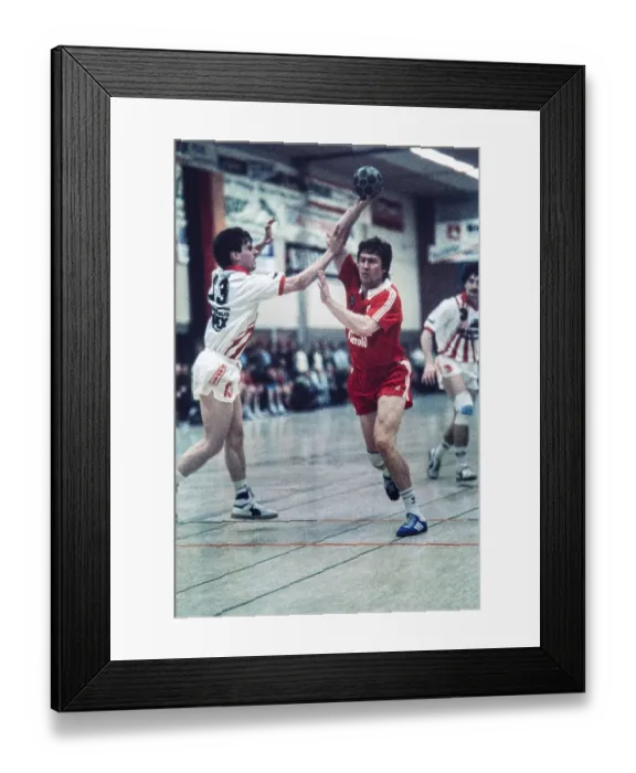Framed Print : Alyaksandr Karshakevich (red), handball, European Champion Clubs Cup, TUSEM Essen (white), SKA Minsk Belarus, 28 April 1990, Germany, Europe