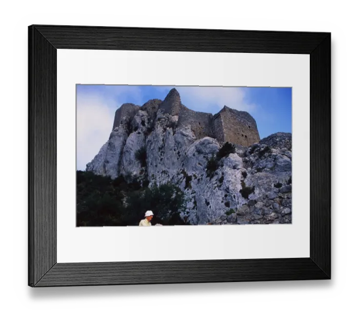 Framed Print : Frankreich: Schloss Queribus in Langedoc-Rousillon Framed Print : Frankreich: Schloss Queribus in Langedoc-Rousillon