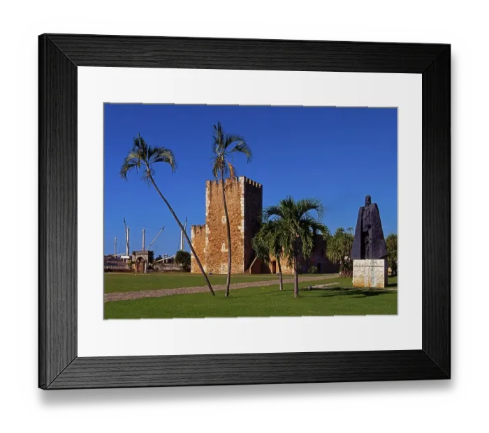 Framed Print : Fortaleza Ozama, Tower of Homage, Statue of Gonzalo Fernandez de Ovledo, Santo Domingo, Dominican Republic, Central America