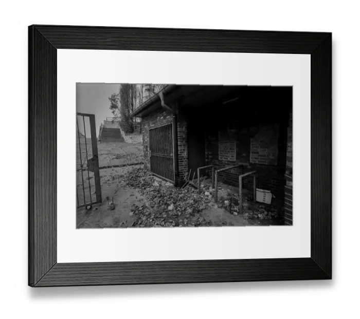 Framed Print : Germany, Berlin, 13.12.1991, Stadion der Weltjugend, entrance, in decay, Europe
