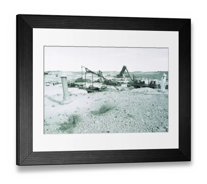 Framed Print : Australia: Vacuum cleaner vehicles in the opal mining town of Coober Pedy in the outbackAustralia: The opal mining town of Coober Pedy in the outback