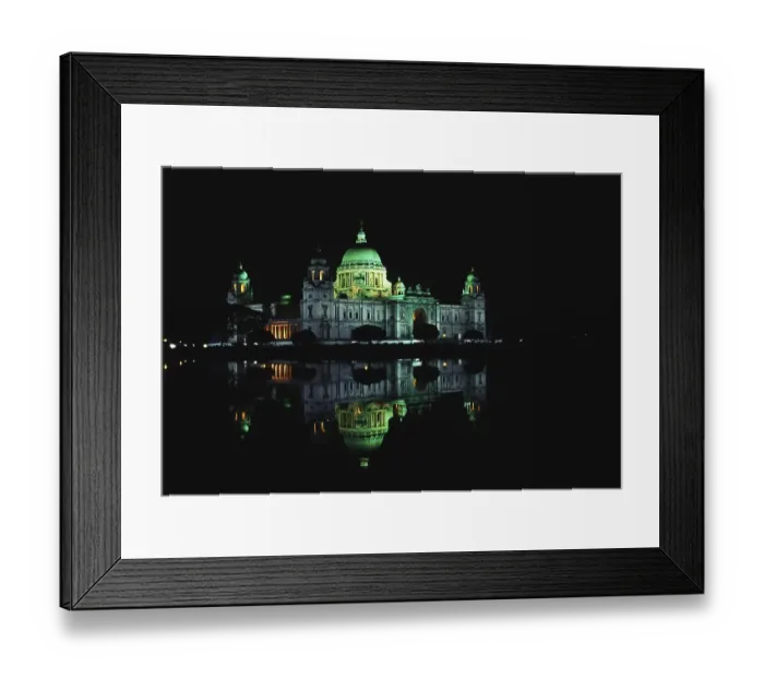 Framed Print : Illuminated Victoria Memorial built in 1921, Calcutta Kolkata, West Bengal, India, Asia Framed Print : Illuminated Victoria Memorial built in 1921, Calcutta Kolkata, West Bengal, India, Asia