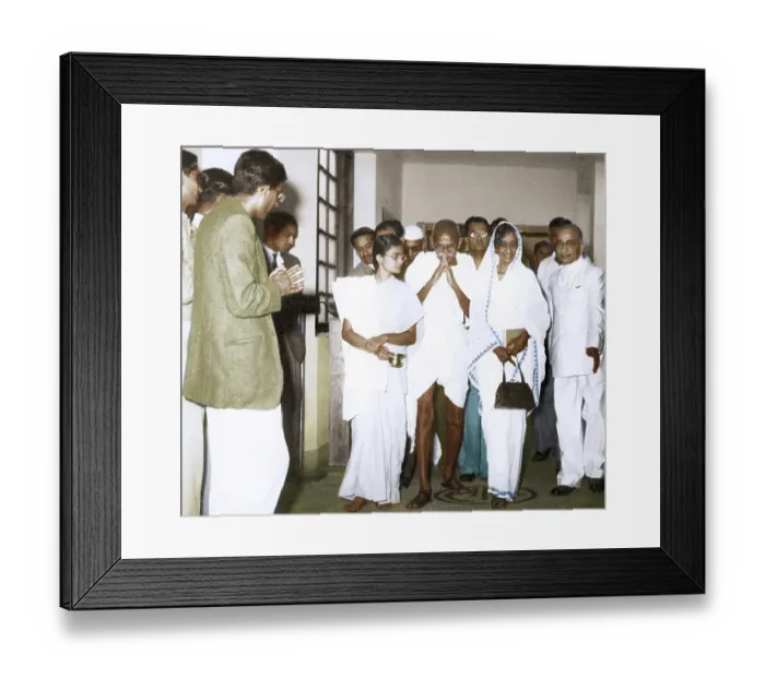 Framed Print : Mahatma Gandhi with Rajkumari Amrit Kaur, Abha Gandhi, Delhi, India, Asia, November 12, 1947, Asia