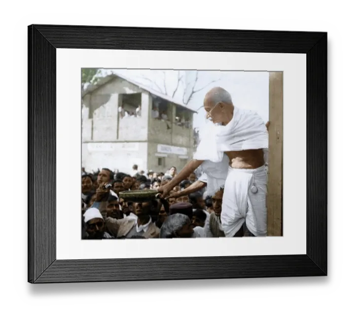 Framed Print : Mahatma Gandhi collecting donations on platform for Harijan Fund, India, Asia, January 1946, Asia