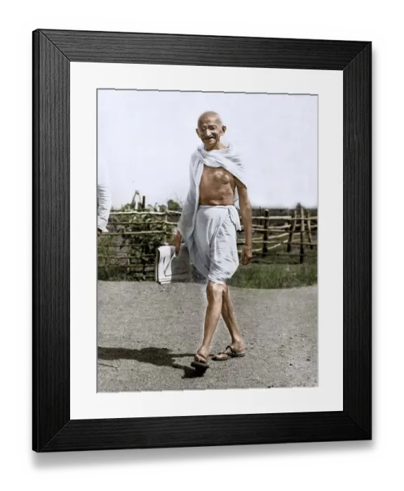 Framed Print : Mahatma Gandhi at Satyagraha Ashram, Wardha, Maharashtra, India, Asia, 1945, Asia Framed Print : Mahatma Gandhi at Satyagraha Ashram, Wardha, Maharashtra, India, Asia, 1945, Asia