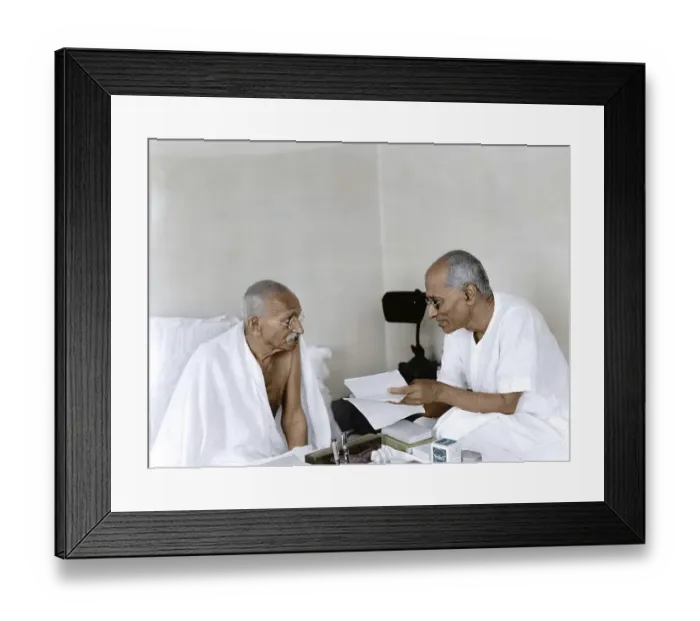 Framed Print : Mahatma Gandhi discussing with C Rajagopalachari, Mumbai, Maharashtra, India, Asia, June 21, 1945, Asia Framed Print : Mahatma Gandhi discussing with C Rajagopalachari, Mumbai, Maharashtra, India, Asia, June 21, 1945, Asia