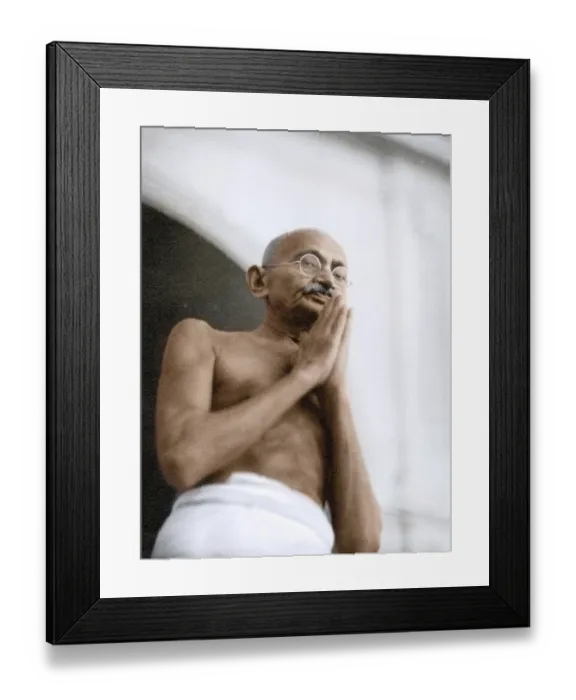 Framed Print : Mahatma Gandhi at public prayer meeting, Rungta House, Mumbai, Maharashtra, India, Asia, September 1944, Asia