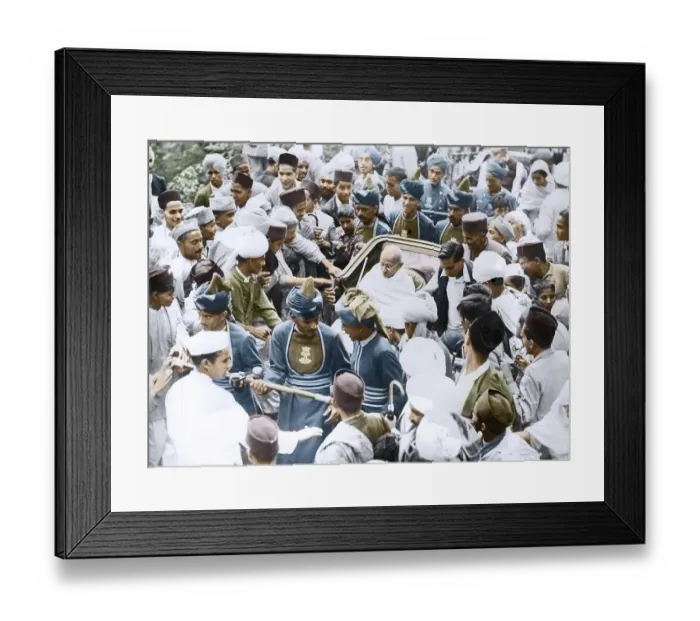Framed Print : Mahatma Gandhi in hand pulled rickshaw to meet British Viceroy, Shimla, India, Asia, September 27, 1940, Asia