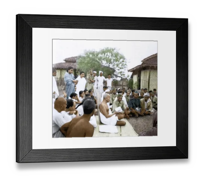 Framed Print : Mahatma Gandhi in discussion with visitors, Wardha, Maharashtra, India, Asia, 1939, Asia