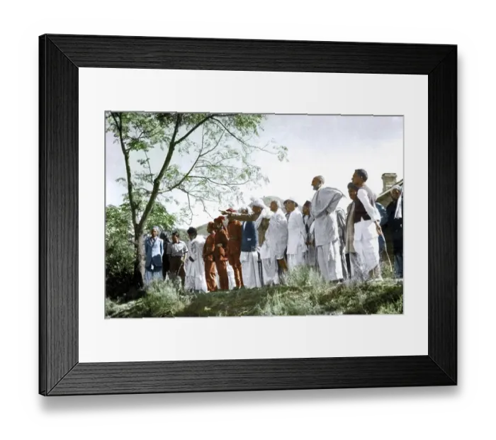 Framed Print : Mahatma Gandhi Khan Abdul Ghaffar Khan and others, Pakistan, October 1938, Asia Framed Print : Mahatma Gandhi Khan Abdul Ghaffar Khan and others, Pakistan, October 1938, Asia